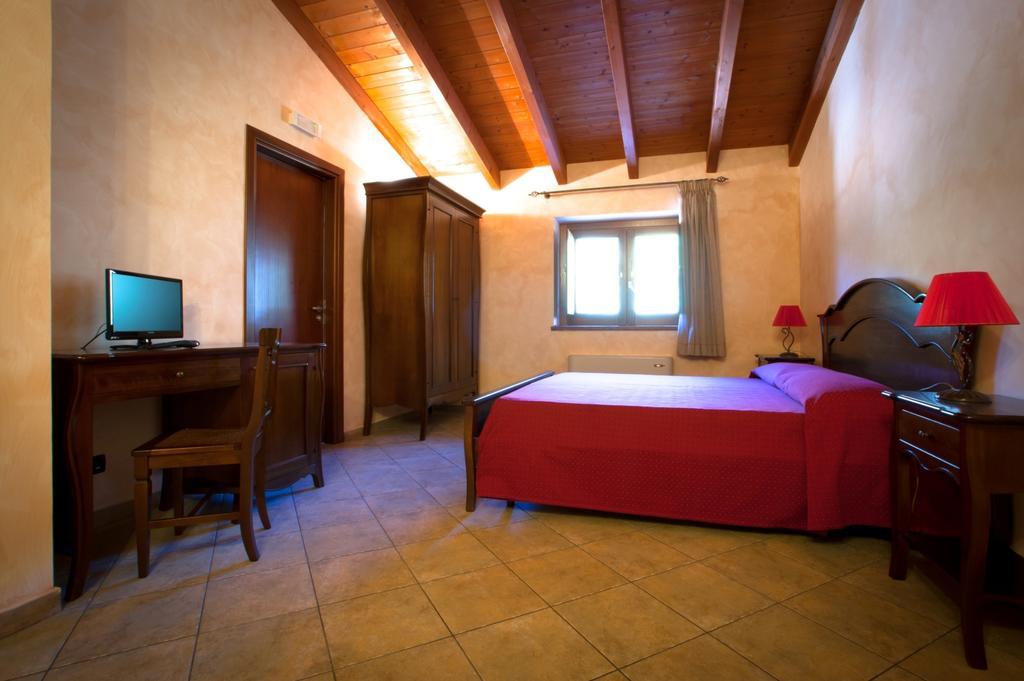 Agriturismo U' Casinu Da Scala Campora San Giovanni Rum bild